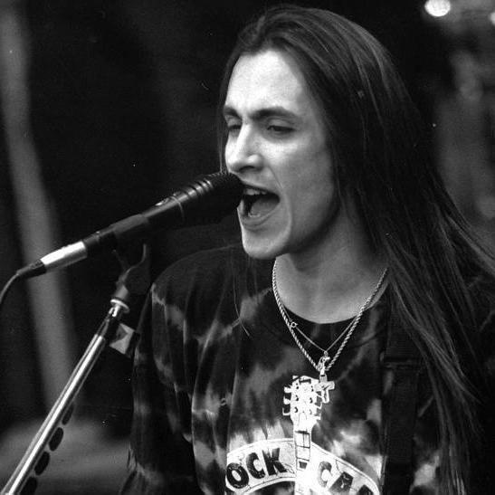 lerryandcat's profile picture. Будни местечкового телеканала, жизнь с кошкой, высшее образование, картина дня. Вокруг меня часто происходит что-то забавное, поэтому не могу молчать. Взаимно