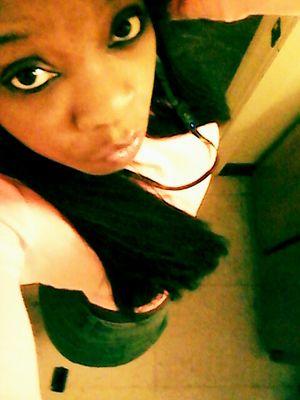 Finding peace in life is everything Live,Love,Laugh✊Mother of 3 of the most Wonderful kidS 2k15 is Here 'Follow me and I'll follow back✌