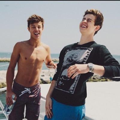 Go follow @blazinngrier because she gave you this free follow love you guys and dont forget, YOUR DA BOMB DIGGITY!
