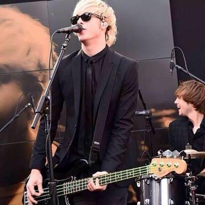 freefollow32198's profile picture. follow me @idkkieraa