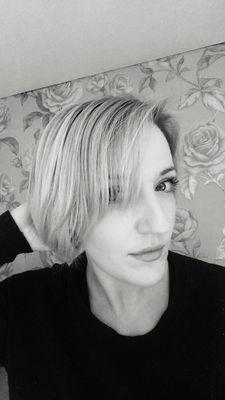 AnnieMaddin's profile picture. 