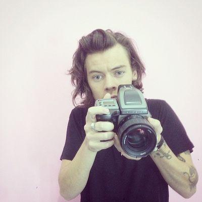 Forget that, i want Harry's gravy. The smirk of life♡ i follow back!
