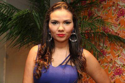 Amapaense, Professora de Educação física, CREF8 N° 001102-G/AP, apaixonada por esporte, vascaína, amo tá próximo da família, Namorado e amigos!