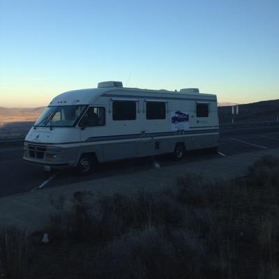 34 feet of friendship, kosher eats and conversation roaming the PacNW. A project of Chabad UW.
