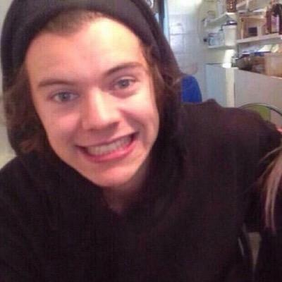 Hi lovely, this is a free follow from @DimpledCheeks please follow me there :)