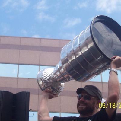 family strong. help those who can not help themselves. freedom for all from racism and bigotry. equality for all. #resist. I bleed black and gold Bruins