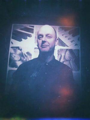 tonyeve63's profile picture. 