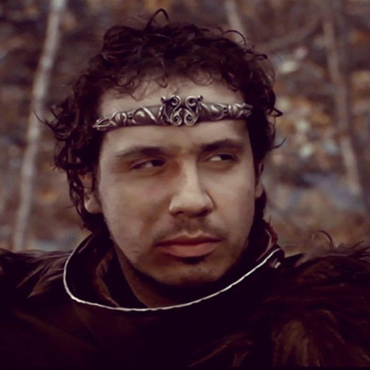 kamelott_arthur's profile picture. Bon bah... Faut faire court... Arthur, roi de Bretagne ou roi des Bretons comme vous préférez.