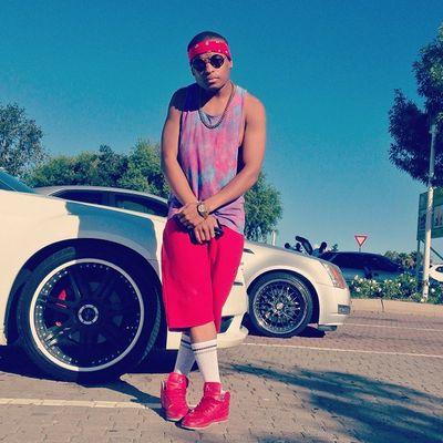 mnqobi321's profile picture. 