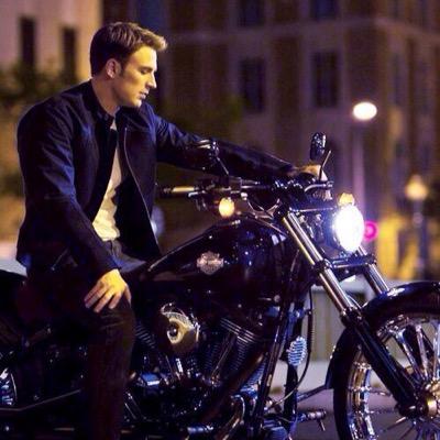 Hero of World War II and defender of liberty. {#MCURP}