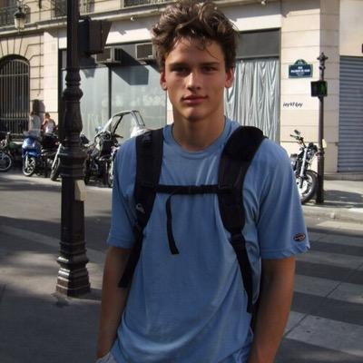 leorpgdu's profile picture. ah oui oops, tu m'soule