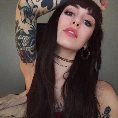 free follow from @madokaliguori because you deserve it and a whole world of happiness wow, have a gr9 day !!