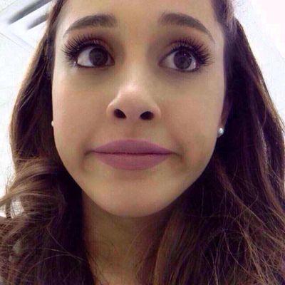 ☁☁☁ follow @ArianatorAriGra or I will unfollow you ☁☁☁