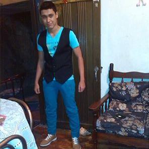 BrianGomez1028's profile picture. 