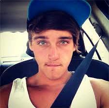 follow me please beau brooks it would mean the world xx