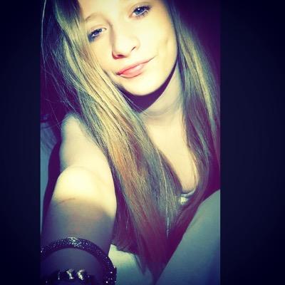 sarahallam_'s profile picture. we are all temporary beings
peace✌️