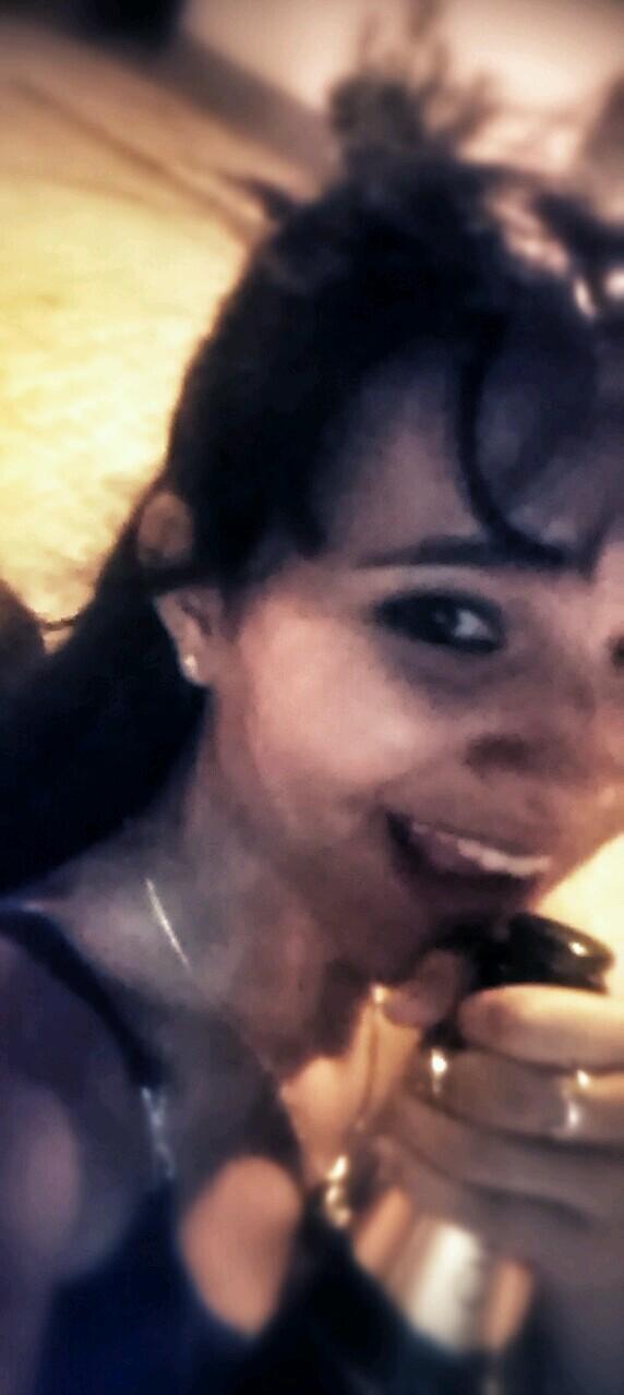 nic_nicoleba's profile picture. 