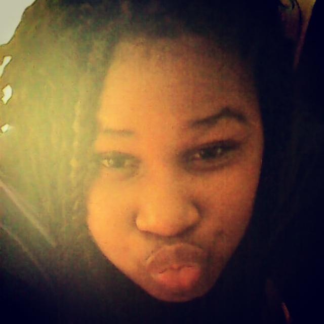 #follow this crazy diva and she will follow u back