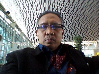 amirsupu's profile picture. 