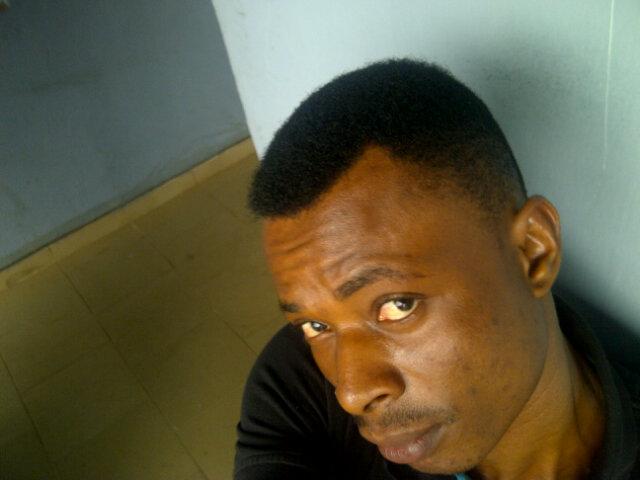 D kalo and kololo crooner,fast artiste,u've seen flavour and heard phyno,well am d next best thing 4rm d east....watch out