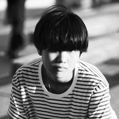 gggggggaaaaaa's profile picture. video & installation artist who is inspired by water & space