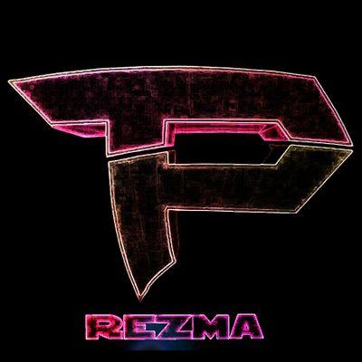 Im a 14 year dude and into call of duty and Youtube . plz may you subscribe to my YT : Its Glohz . So thankyou Guys xx im a sólo sniper |Free agent