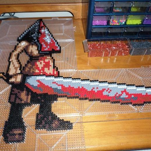 Perler bead creations for all your nerd and geek needs. #8bit #pixelart