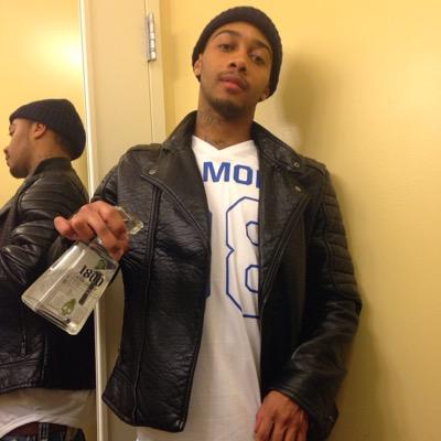 Im Living Life B Aint Worried Bout Nothing Just Living Life As The Usual Staying Away From The Fake Pick & Choose Wisely