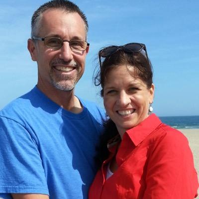 grateful husband and dad of 3....enjoys soccer, beaches & exploring various cultures.