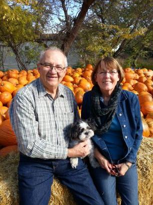 bobmarlene1098's profile picture. 