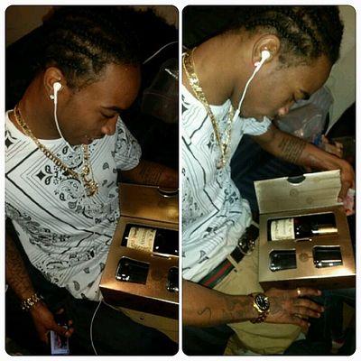 woodzblocc's profile picture. scarlettwoodz1212@gmail.comC1F©™ Crossone©™  #RightNow™©Instgram:therealbkenzloc type://www.youtube.com/watch?v=vHh43GC55oo&list=UULU2tLtd_nSL4l4CYNWoZzg