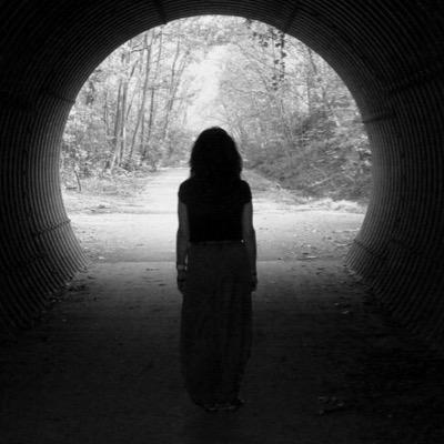 i think that i might break, ive lost my self again