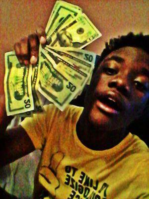 young rich nigga
r.I.p shack
goldenchild
follow me