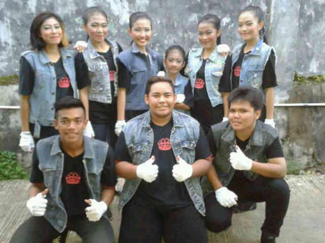 We are BIGSTARDANCER Member : Ina , Rima , Ika , Nikmah , Caca , Iyak , Rizki , Abi , Darma , Nandar  Coach : @Nyaaknanda @KDK_Tenggarong