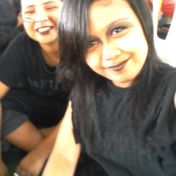 PiLLarian :) I love badminton :)