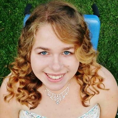 emmy_lil_teapot's profile picture. 