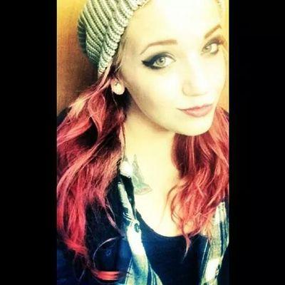 Therealmandyy's profile picture. 😍❤