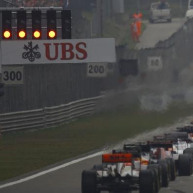 f1 lights out