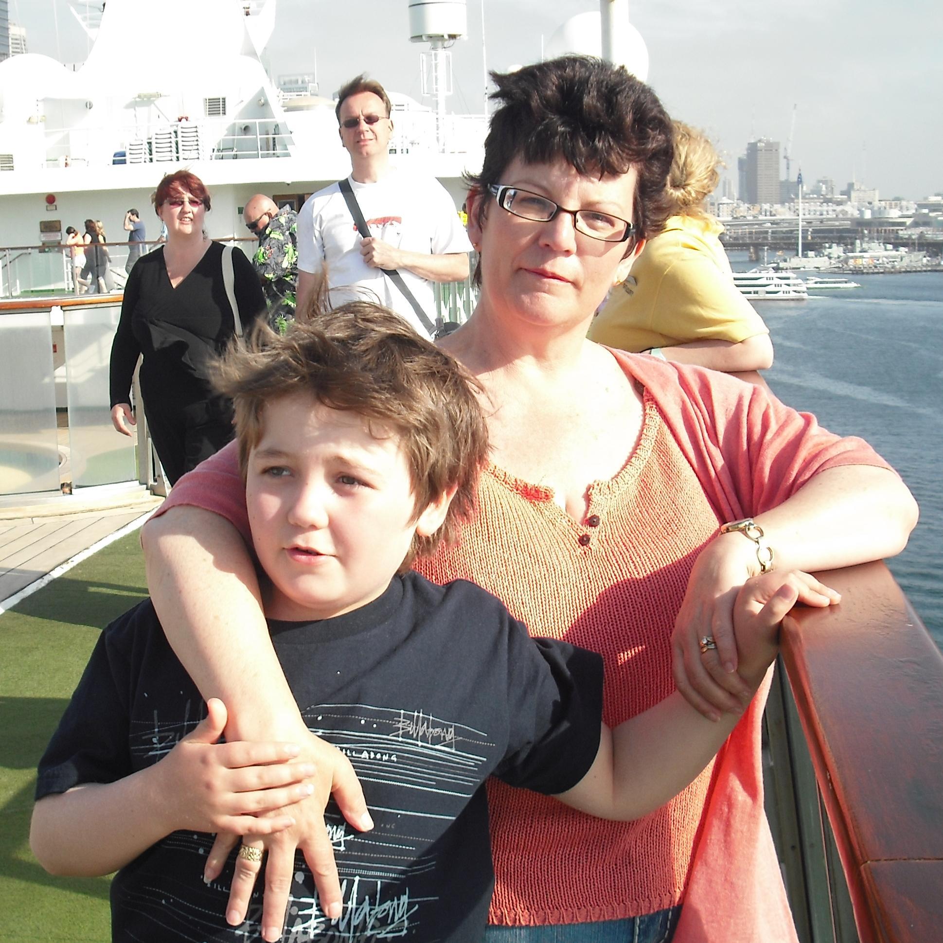 RealAussieMum's profile picture. A friendly Australian mum working from home. Drop by and say Hi. Sydney Swans fan(atic)!