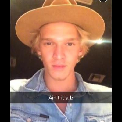 cody's an idiot, but he's my idiot❤️ | cody follows | met alli on 9/13/14 ❤️ |