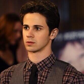 || Come on . Acting like Blair never works for anybody except Blair || Single || Brother to @SerenaGGNewY ||