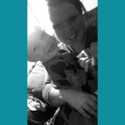 jewelbell_love's profile picture. The ones who love us, never truely leave us~Sirius Black
I like Cats, working at Applebees, reading, mom/wife life and all things Harry Potter.