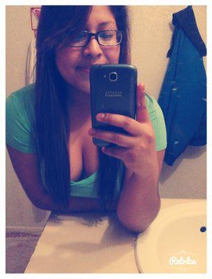 I'm Mary I'm A Active Girl I Love To Play Basketball & Soccer ⚽ I like To Listen To Music And Go Out To The Movies