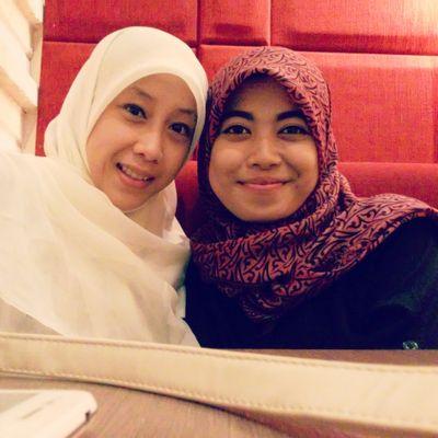 Was once as Tanti Wahyuni, a huge fan of @mcflymusic ,a lucky wife to @Robben_Rush and a mum to abidzar!