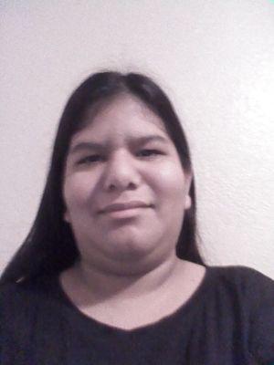i like @pretty little liars, love dance and singing fav zoey 101