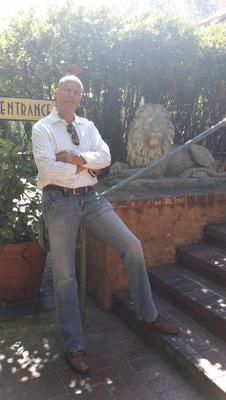 ngoron's profile picture. Amateur food critic with very discerning taste and I like to taste it all