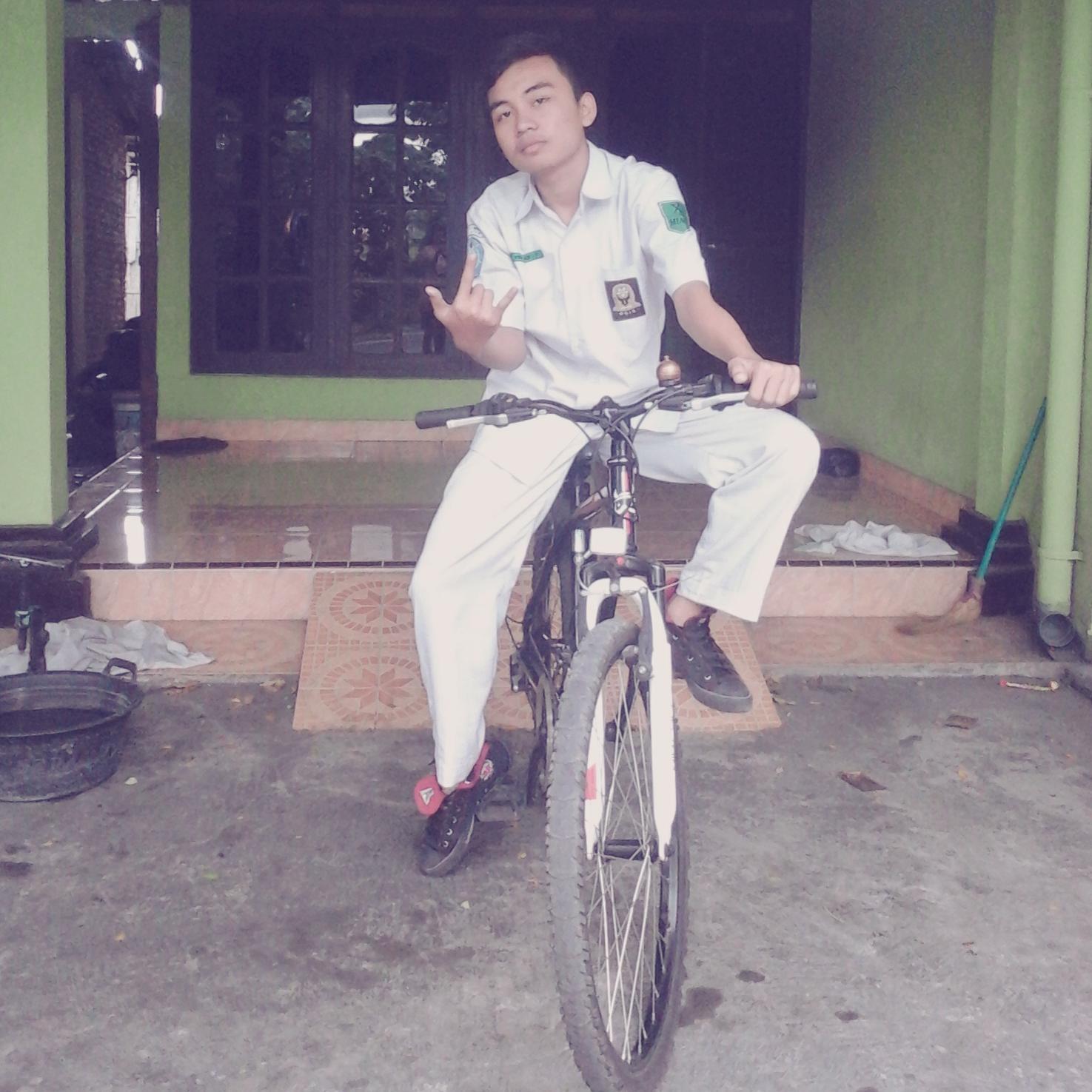 wess aku bukan orang kaya, gak punya apa apa, || Pin : 51ACC826 || Line id : adiyoga25 ||