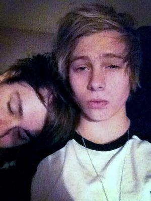please follow @expiredluke bc free follow.  it would be the godly thing to do.