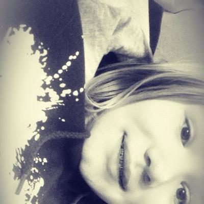 yass_girl17's profile picture. Lexi  jadyn  jena