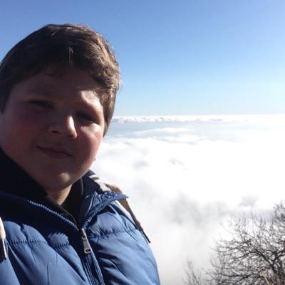 garry2002's profile picture. 